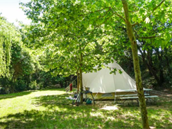 Camping*** La Baume