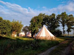 Camping Cool Under Canvas