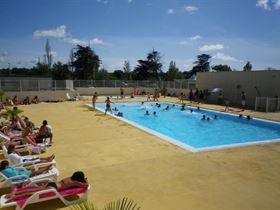 Camping La Garenne - Port des Barques