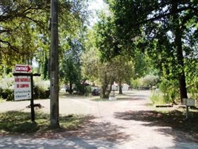 Camping Aire Naturelle Les Prés du Pas du Mas