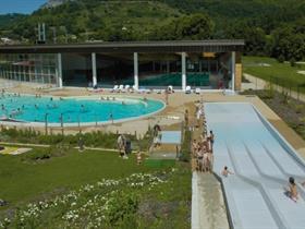 Camping La Roche d&apos;Ully