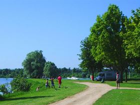 Camping Municipal La Plage In Verdun Sur Le Doubs Saône Et