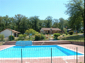 Camping Naturiste Le Bois des Battées