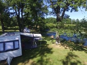 Camping L&apos;Etang du Camp