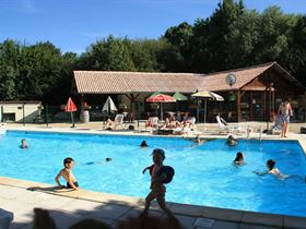 Camping La Vallée des Vignes