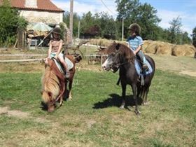 Camping a La Ferme des Mazières