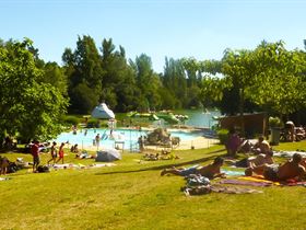 Vakantiepark aux Etangs du Bos