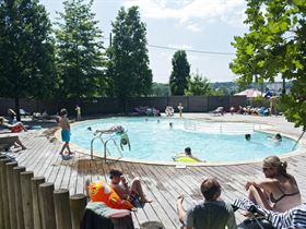 Camping Huttopia Versailles