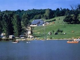 Camping Aire Naturelle La Rivière