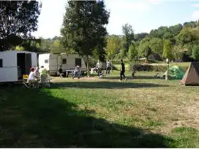 Camping Aire Naturelle La Mouline