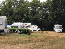Camping La Vallée de l'Oust