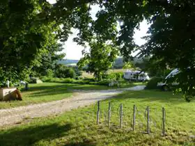 Camping de l'Ermitage et Auberge de Jeunesse
