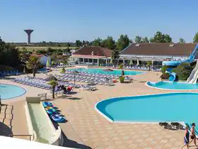Camping Les Blancs Chênes