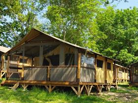Camping Municipal Les Petits Pres