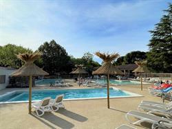 Foto van Camping La Couteliere in 84800 Lagnes, Vaucluse (3)